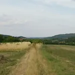 Podkrovi S Koupelnou ホームステイ