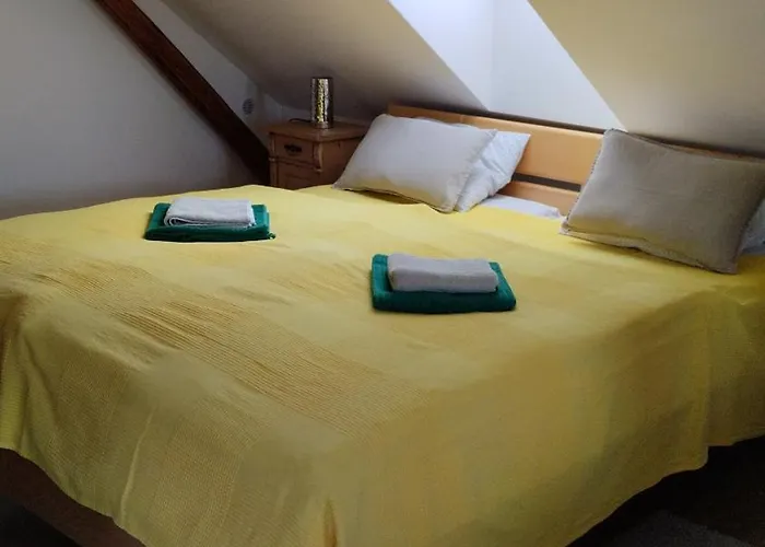 Privat bolig Podkrovi S Koupelnou *